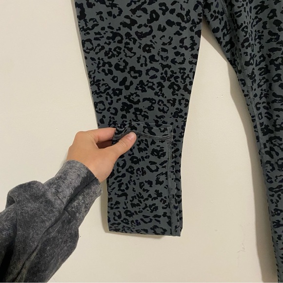 Athleta Elation Ultra High Rise Tight size Small - Picture 6 of 10